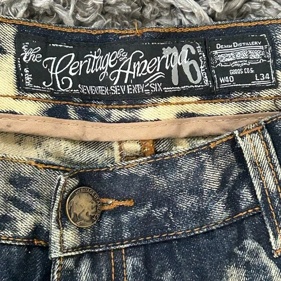 The Heritage By America 1776 Men’s Distressed Acid Wash Denim Jeans Size 40x34